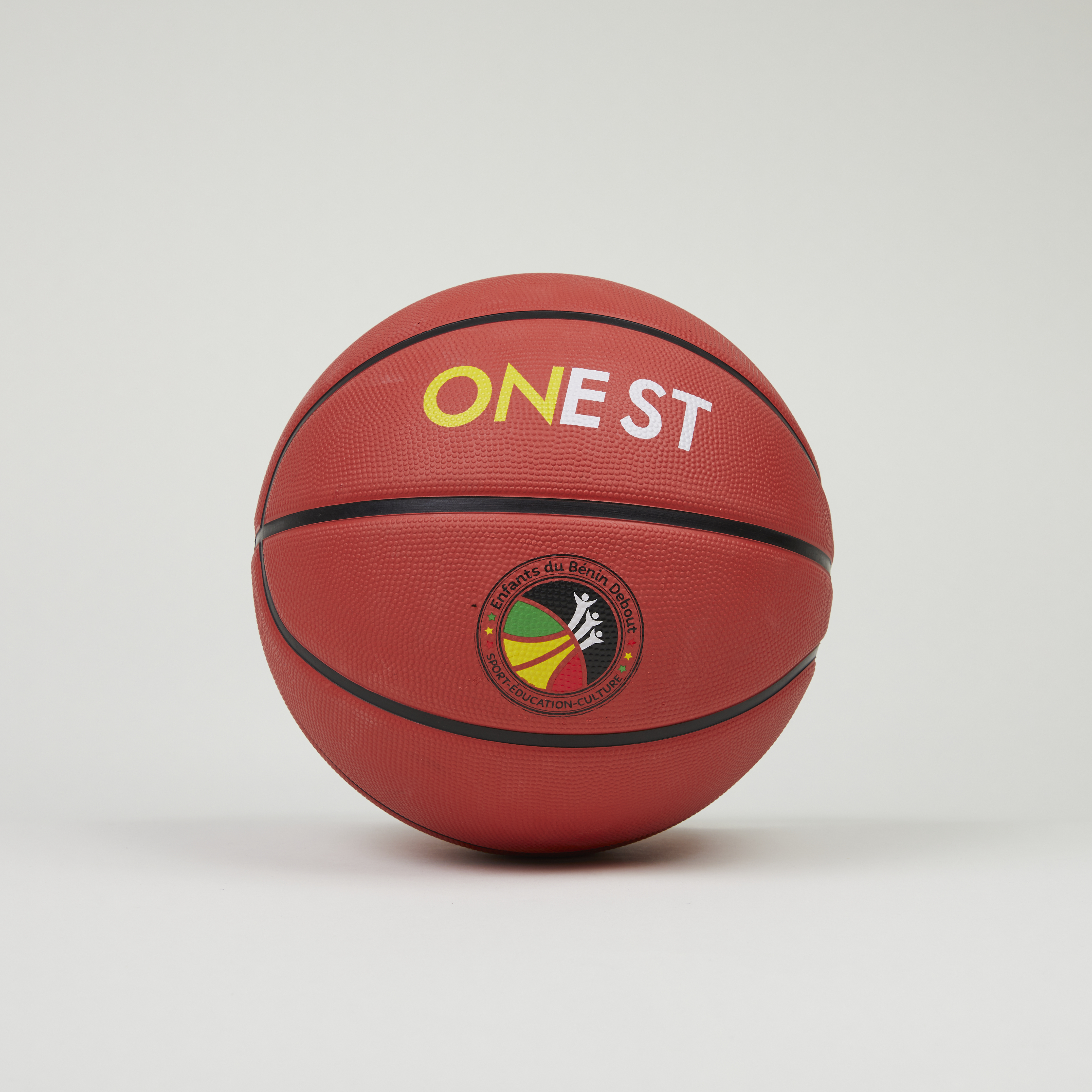 Customisable basketball ball